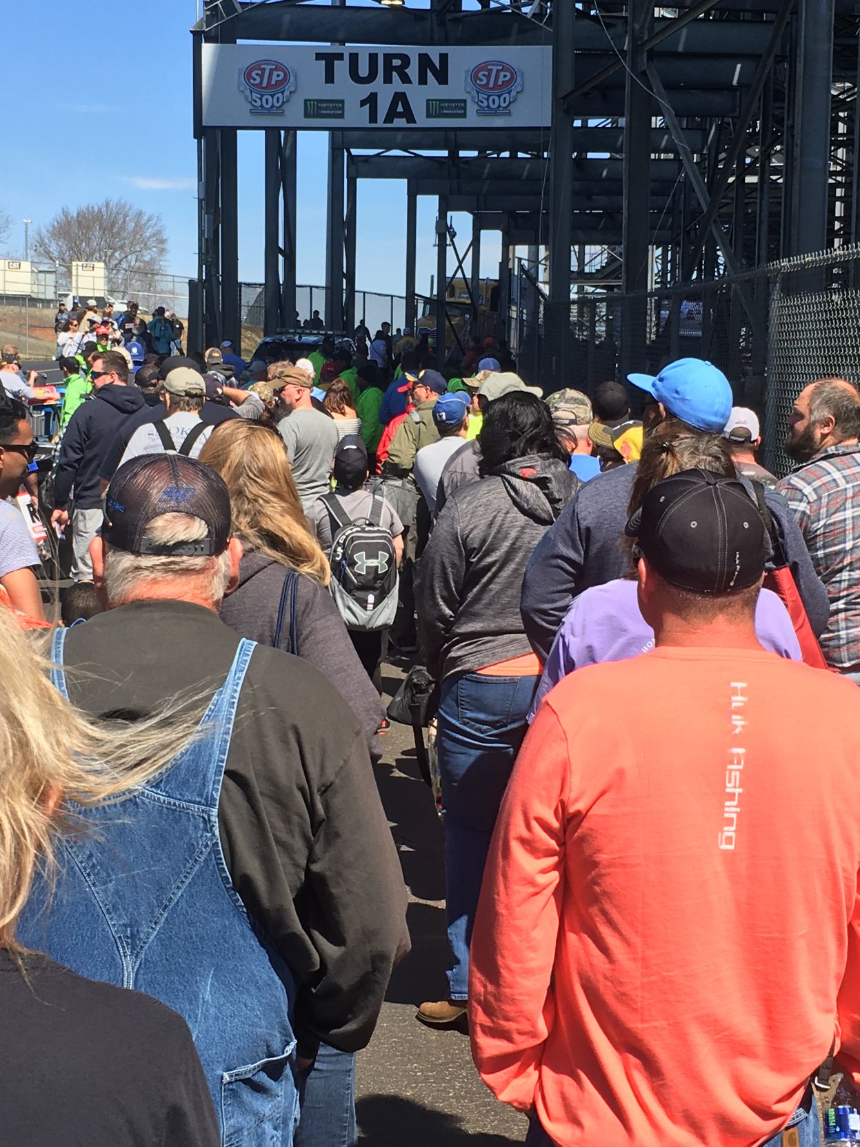 STP 500 Fans in security lines